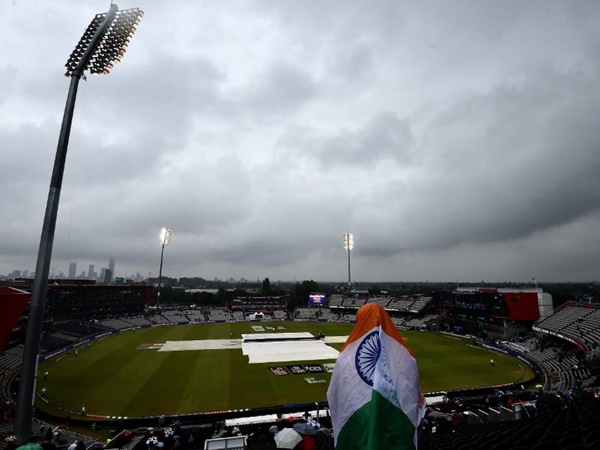 മഴ പെയ്യുമെന്ന് പ്രവചനം