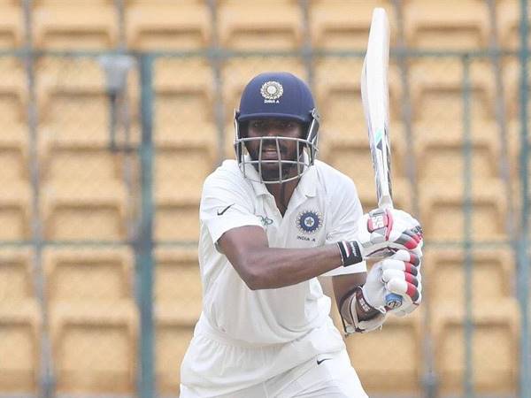 അഭിമന്യു ഈശ്വരനും കെ എസ് ഭരതും