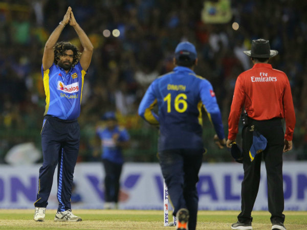 ശ്രീലങ്കൻ കുപ്പായത്തിൽ