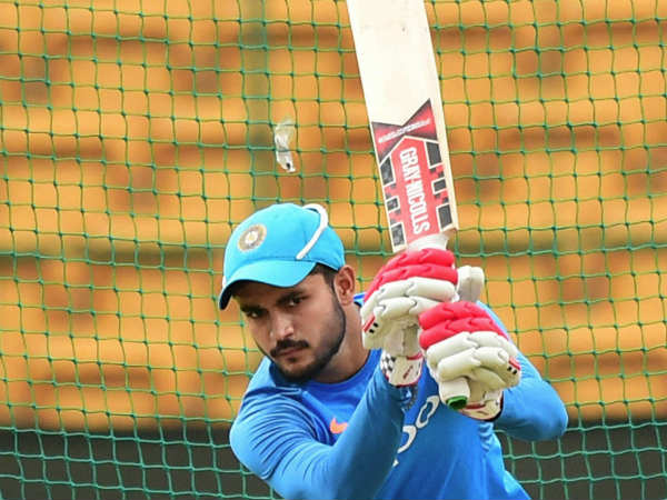 ആദ്യമായി ടീമിലെത്തിയത്