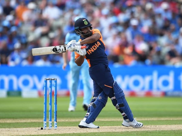 പാണ്ഡ്യയും ഋഷഭ് പന്തും