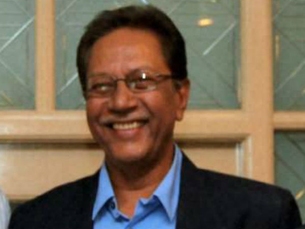 അന്‍ഷുമാന്‍ ഗെയ്ക്ക്‌വാദ് (1997-99, 2000)