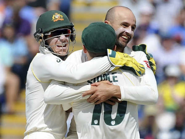 സ്മിത്തും ലിയോണും