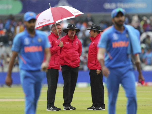 മാച്ച് ഫീ