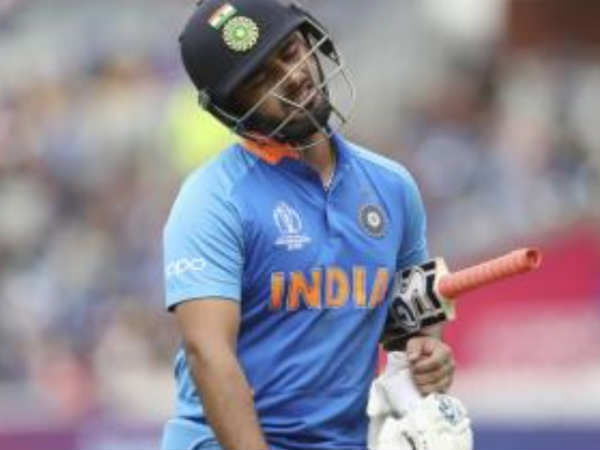 ആഭ്യന്തര ക്രിക്കറ്റില്‍ കളിക്കണം