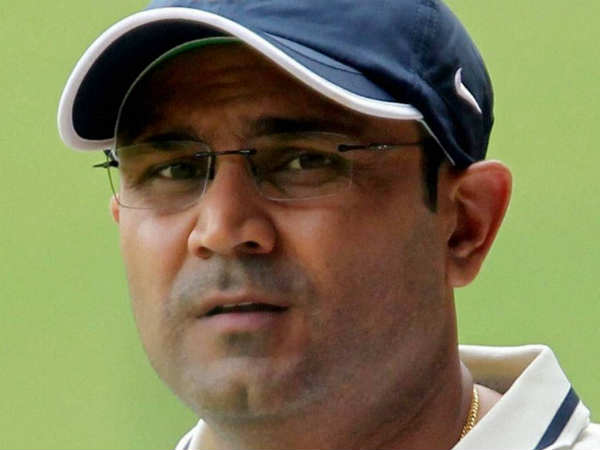 സെവാഗും മധ്യനിരയില്‍ കളിച്ചു