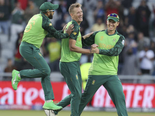 ചില അരങ്ങേറ്റങ്ങള്‍