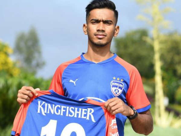 ആഷിഖ് കുരുണിയന്‍ (ബെംഗളൂരു എഫ്‌സി)