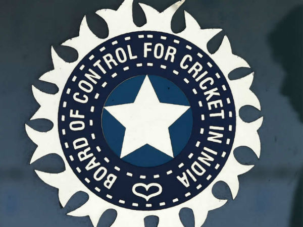 സമിതിയിൽ ഇവർ