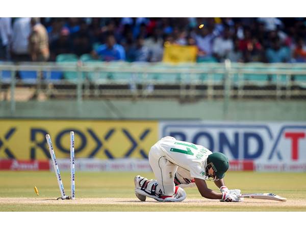 ബാറ്റിങ് തകര്‍ന്ന് സൗത്ത് ആഫ്രിക്ക