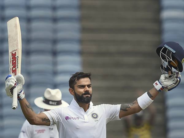 ആദ്യ ക്യാപ്റ്റനെന്ന ബഹുമതി