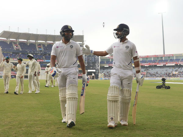 സച്ചിനും സെവാഗിനുമൊപ്പം