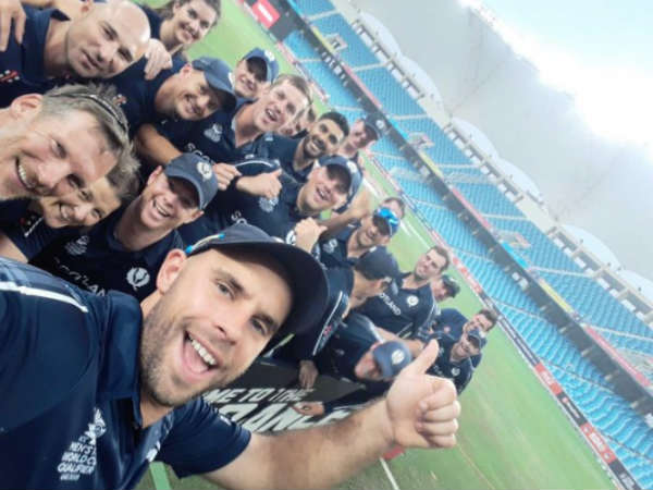 അവസാന രണ്ടു ടീമുകള്‍