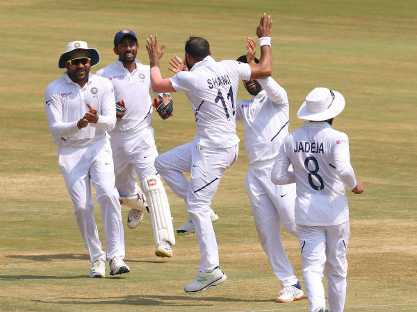 കളിക്കാർക്കായി സൌകര്യങ്ങൾ