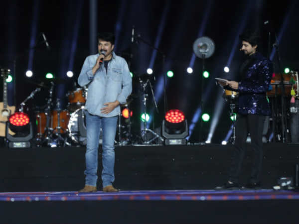 ഉദ്ഘാടനചടങ്ങിന് ആവേശമായി മമ്മൂട്ടിയും