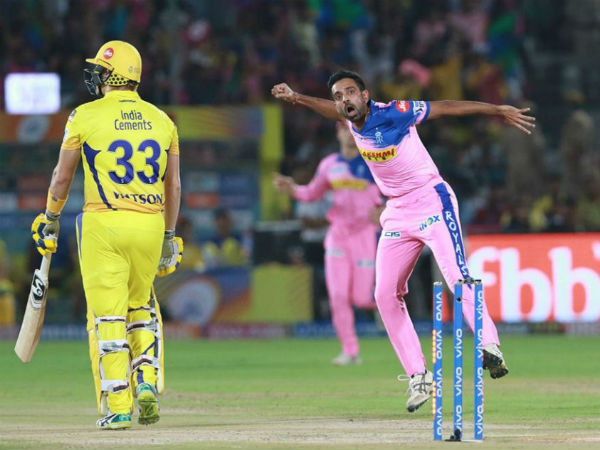 ധവാല്‍ കുല്‍ക്കര്‍ണി — രാജസ്ഥാന്‍ വിട്ട് മുംബൈയിലെത്തി