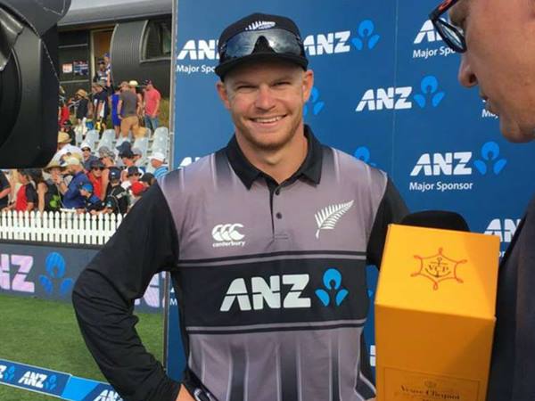 3. ഗ്ലെന്‍ ഫിലിപ്‌സ്