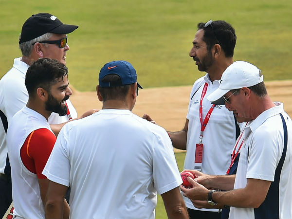 പിങ്ക് പന്ത് ബൗളര്‍മാരെ തുണയ്ക്കുമോ?