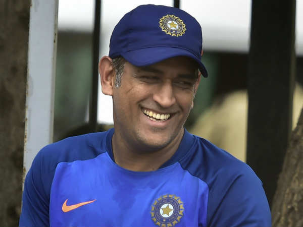 ധോണി നയിക്കും