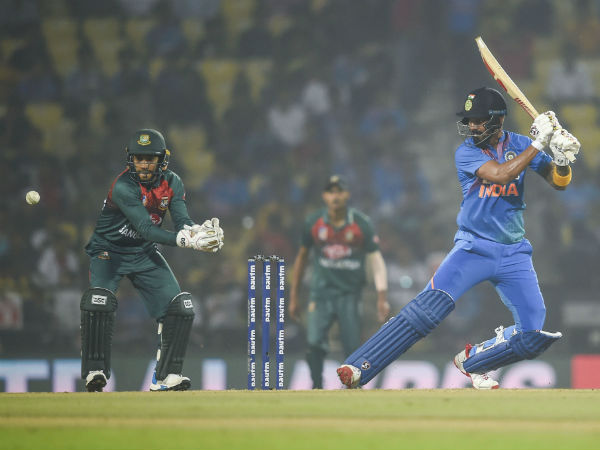 അതിവേഗം 1,000 റൺസ്