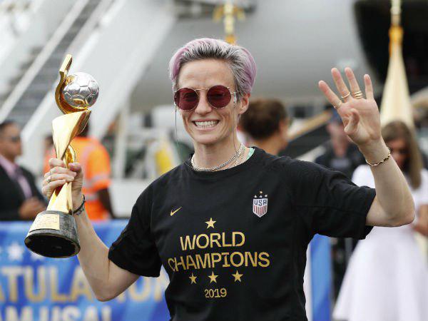 വനിതകളില്‍ മേഗന്‍ റാപിനോയ്