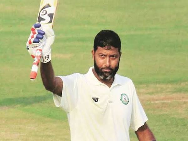 1. 20,000 റണ്‍സെന്ന റെക്കോഡ്