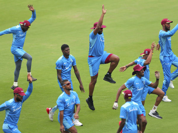 റെക്കോർഡിൽ കണ്ണുവെച്ച് പൊള്ളാർഡും