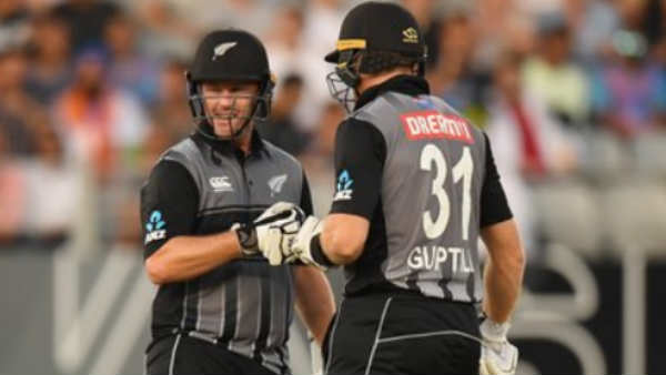 തകര്‍പ്പന്‍ തുടക്കം