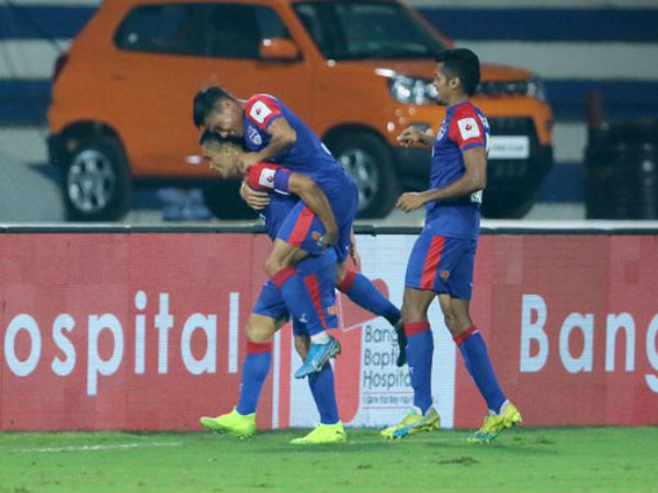 അനുവാദം വേണം അനുവാദം വേണം