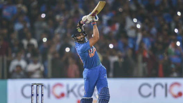 11,000 റണ്‍സ്