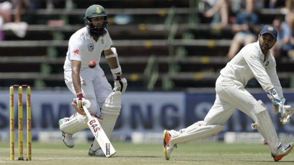 പന്തുമായി സാമ്യം