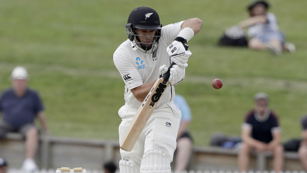 നിറംമങ്ങി