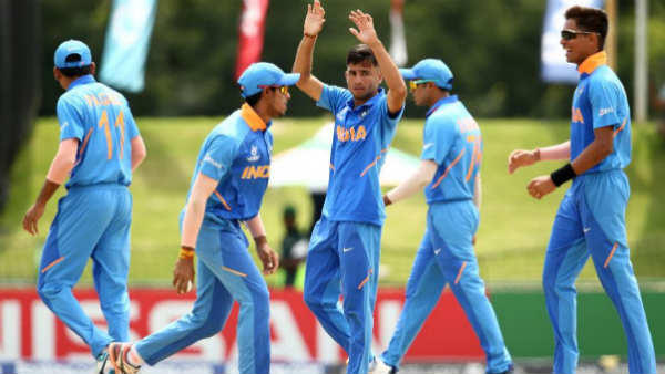 പാകിസ്താനെ 172ന് എറിഞ്ഞിട്ടു