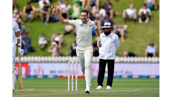 ന്യൂസിലന്‍ഡ് ബൗളിങ്