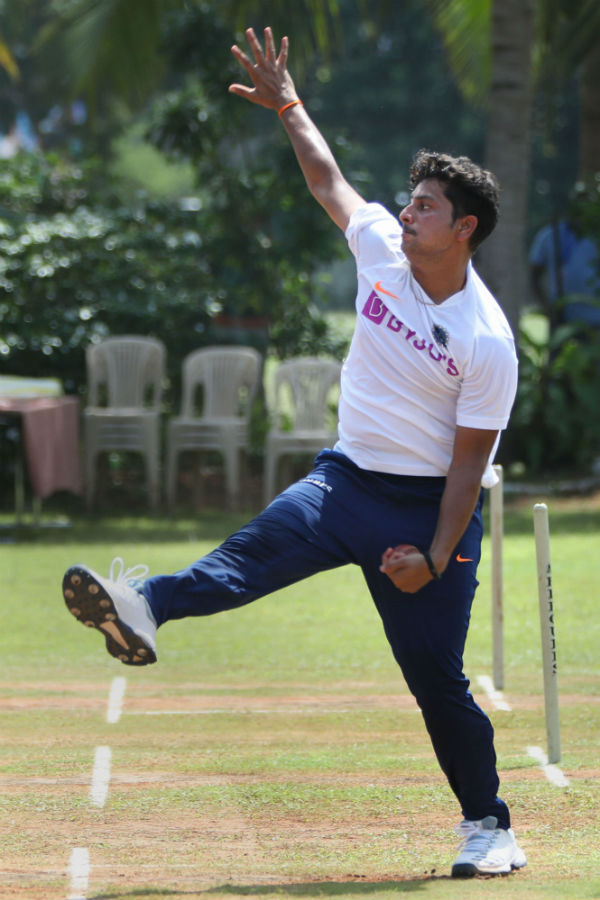 മധ്യഓവറുകൾ