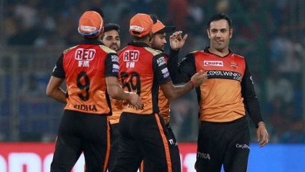 അഫ്ഗാന്‍ ഓള്‍റൗണ്ടര്‍മാര്‍