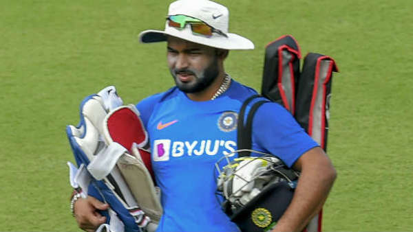 എല്ലാത്തിനും കാഴ്കക്കാരന്‍