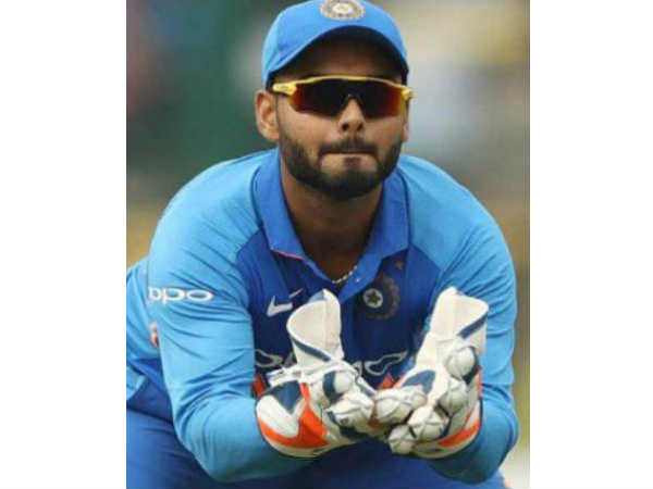 പന്ത് വിക്കറ്റ് കീപ്പറാവണം