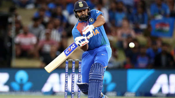 രോഹിത് റിട്ടയേര്‍ഡ് ഹര്‍ട്ട്