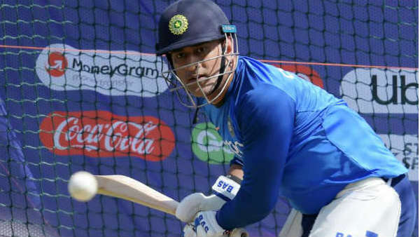 ധോണിയുടെ ഫിറ്റ്‌നസ്