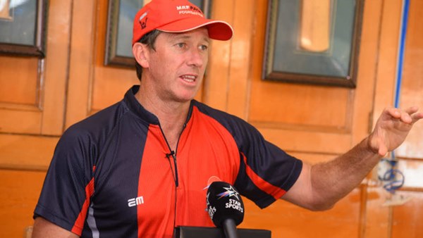 കൂടുതല്‍ ഡെക്ക് നേടിയ ബൗളര്‍