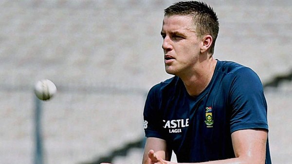 പേസ് ബൗളര്‍