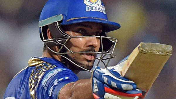 മൂന്നു ഫോര്‍മാറ്റിലും സെഞ്ച്വറി