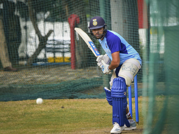 അരങ്ങേറ്റം