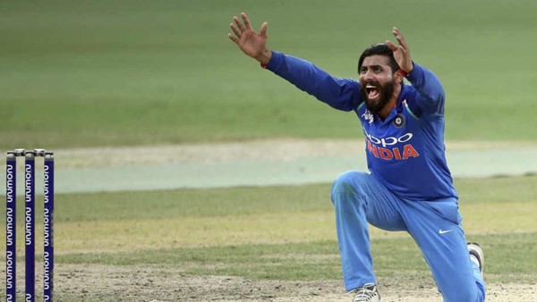 ലോക്ഡൗണില്‍ കുടുങ്ങിയ താരങ്ങള്‍