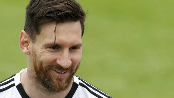 മെസ്സി നമ്പര്‍ വണ്‍