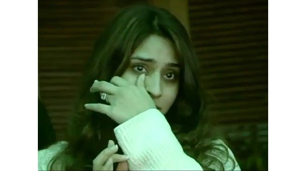 എന്തിനാണ് കരഞ്ഞതെന്ന് എന്തിനാണ് കരഞ്ഞതെന്ന്