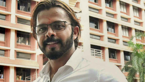 നാലോ, അഞ്ചോ ക്യാച്ചുകള്‍