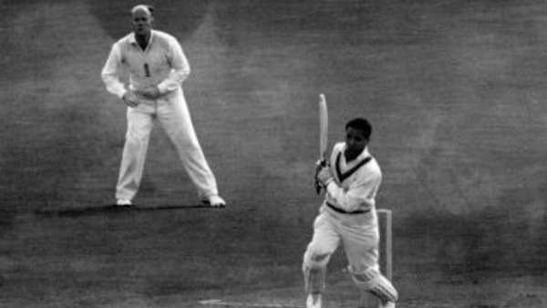 ഗാര്‍ഫീല്‍ഡ് സോബേഴ്‌സ് (1968)