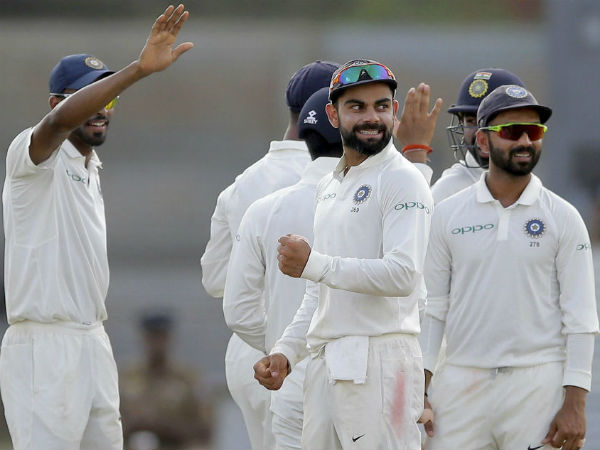 ജഡേജ പിന്നിൽ ജഡേജ പിന്നിൽ